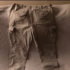 Slouchy pants for outdoor activity